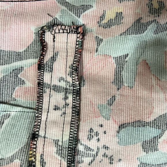 Zara Red and Green Patterned Skirt - Picture 12 of 16